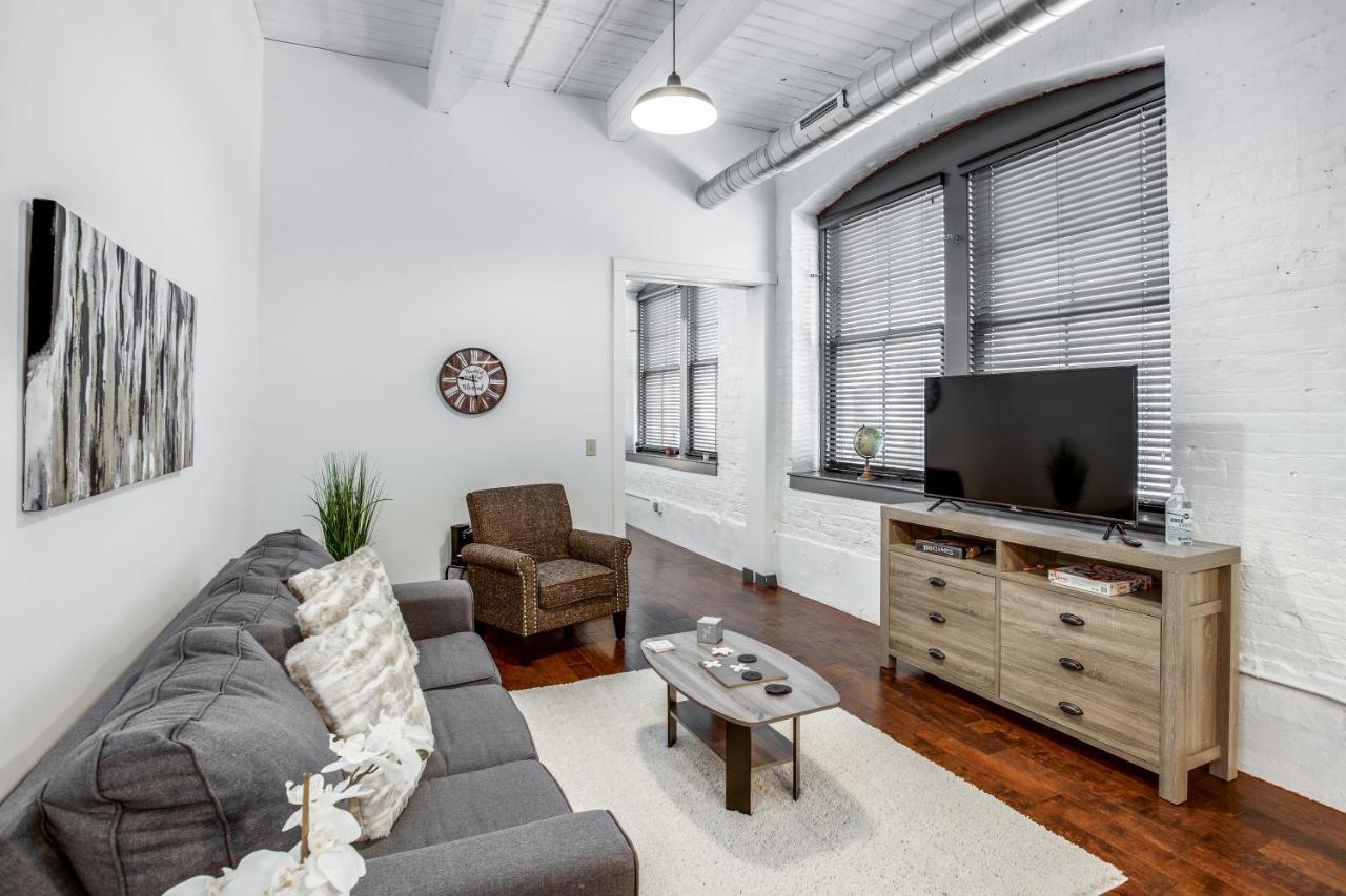 Апартаменты Ny Style Centric Loft With King Bed By Park Ave Рочестер Экстерьер фото